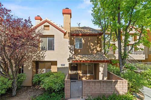 44-22713 Copper Hill, Saugus, CA, 91350 | Card Image