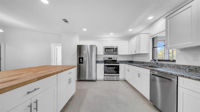 2116 Karan Way, House other with 3 bedrooms, 2 bathrooms and null parking in CLEARWATER FL | Image 11