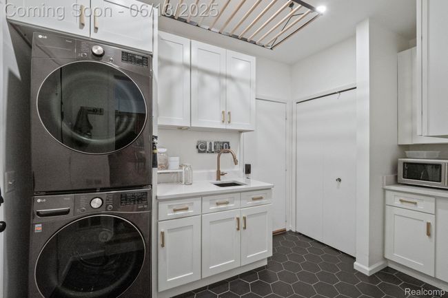 13-web-or-mls-P3153757.jpg | Image 12