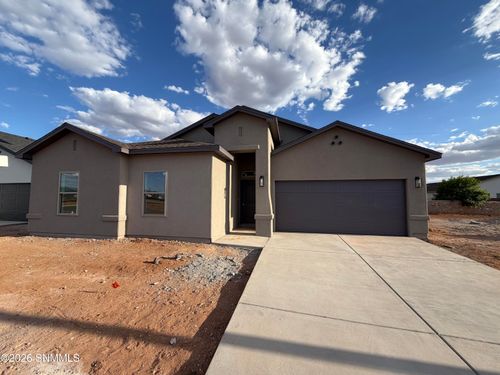 5922 Diaz Loop, Las Cruces, NM, 88012-8071 | Card Image