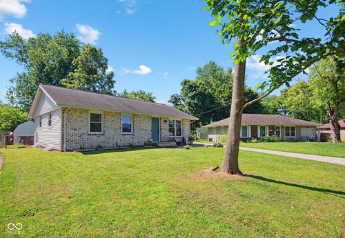 1743 Chandler Ln, Columbus, IN, 47203-4056 | Card Image