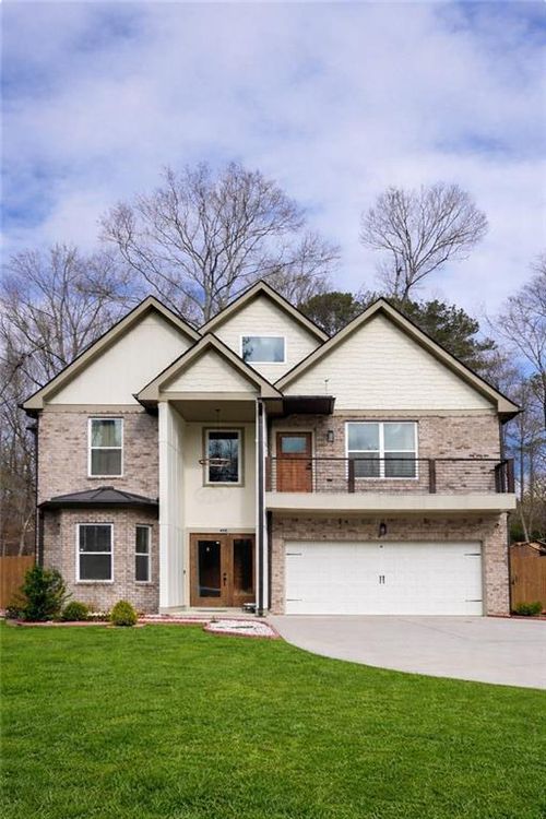 658 Rockbridge Rd Nw, Lilburn, GA, 30047-6029 | Card Image