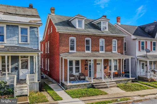 432 Mcdowell Ave, HAGERSTOWN, MD, 21740-3661 | Card Image