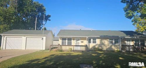 3343 5th St, East Moline, IL, 61244-3139 | Card Image