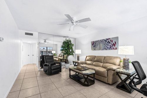 205-3240 Lake Osborne Dr, Lake Worth Beach, FL, 33461-5971 | Card Image