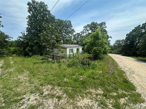 114 Wheel Est, Villa Ridge, MO, 63089-2800 | Card Image