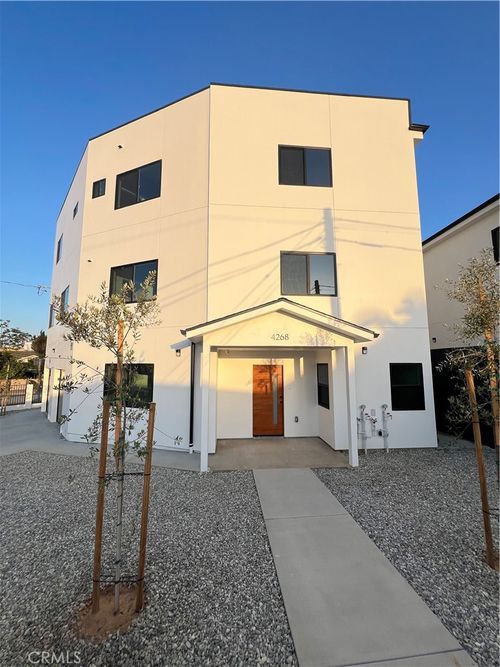 339 N Eastern Ave, East Los Angeles, CA, 90022-1438 | Card Image