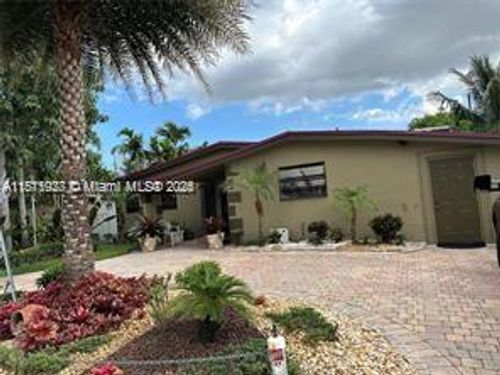 a-7100 Coolidge St, Hollywood, FL, 33024-3822 | Card Image