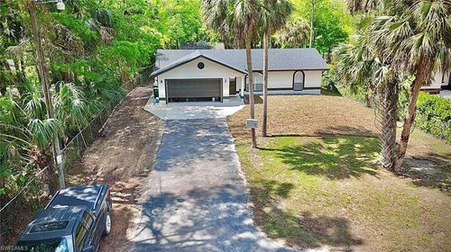 241 8th St Se, NAPLES, FL, 34117-9369 | Card Image