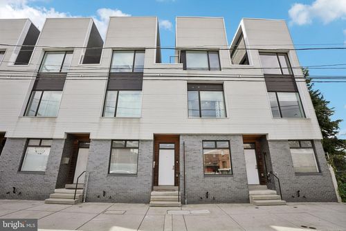 714 N 7th St, PHILADELPHIA, PA, 19123-2758 | Card Image