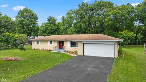 10751 N Rainbow Ln, Mooresville, IN, 46158-6685 | Card Image