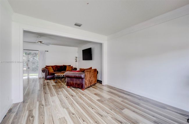3730 Cypress Fern Way, House other with 4 bedrooms, 3 bathrooms and null parking in Coral Springs FL | Image 9