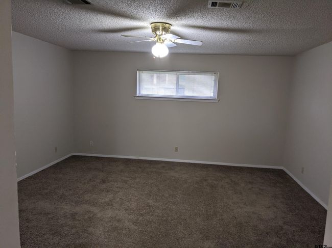APT-226 - 809 N Broad St, Townhouse with 2 bedrooms, 2 bathrooms and null parking in Chandler TX | Image 12