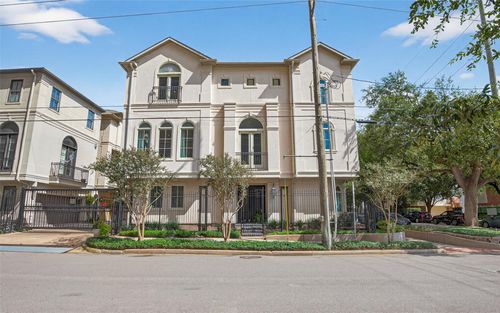 2624 Helena St, Houston, TX, 77006-1536 | Card Image