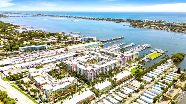APT-301 - 804 E Windward Way, Condo with 3 bedrooms, 2 bathrooms and null parking in Lantana FL | Image 9