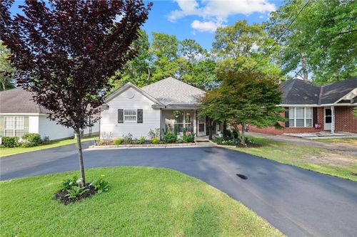 915 Linlen Ave, Mobile, AL, 36609-3023 | Card Image