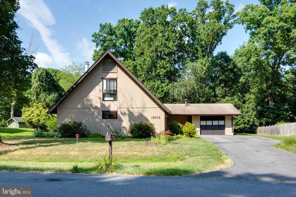 Tanterra Way, Brookeville, MD 20833