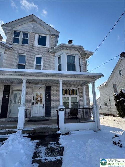 1304 4th St, CATASAUQUA, PA, 18032-2751 | Card Image