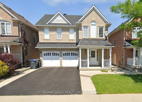 42 Zimmer St, Brampton, ON, L6S6L9 | Card Image