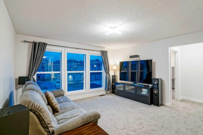 102 Stonemere Green, Home with 5 bedrooms, 4 bathrooms and 6 parking in Chestermere AB | Image 19