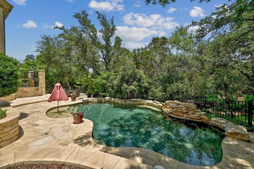 12004 Mira Mesa Dr, Austin, TX, 78732-2138 | Card Image