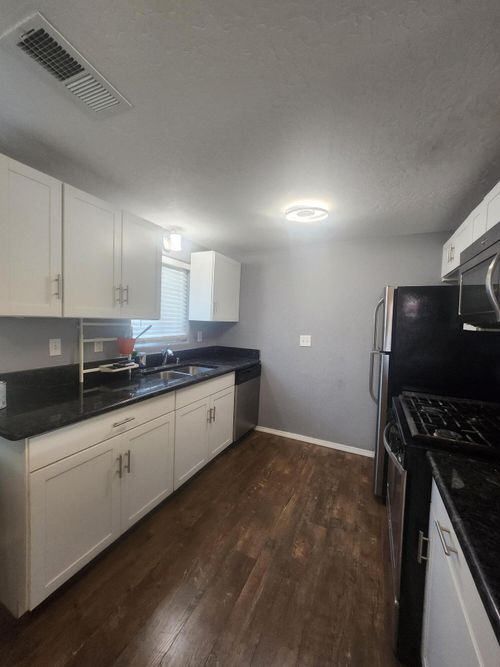 1032 Muriel St Ne, Albuquerque, NM, 87112-5628 | Card Image