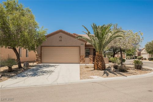 7957 Fantail Dr, North Las Vegas, NV, 89084-2305 | Card Image