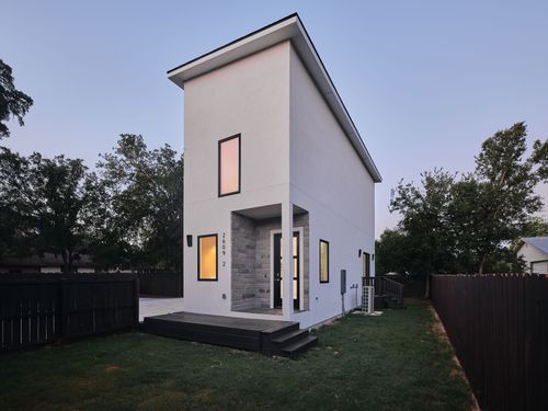 2-2609 Davis Ln, Austin, TX, 78745-8009 | Card Image