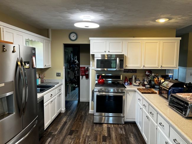 1979 Commonwealth Rd, House other with 3 bedrooms, 2 bathrooms and 2 parking in Galax VA | Image 13