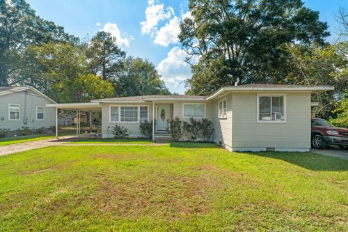 211 Waller St, Petal, MS, 39465-2753 | Card Image