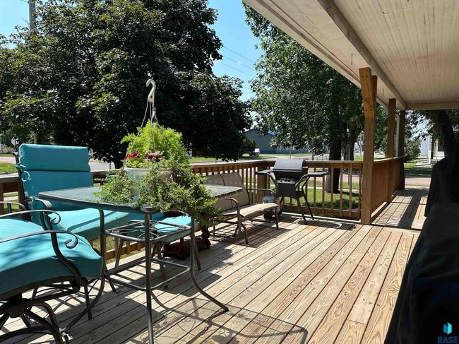 110 N Pearl St, House other with 3 bedrooms, 1 bathrooms and null parking in Menno SD | Image 7