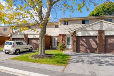 7 - 1350 Limeridge Rd E, Townhouse with 3 bedrooms, 1 bathrooms and 2 parking in Hamilton ON | Image 3