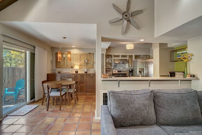 APT-44B - 8915 Datapoint Dr, Condo with 3 bedrooms, 3 bathrooms and null parking in San Antonio TX | Image 9