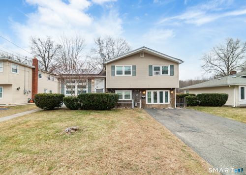 138 Townsend Ave, Waterbury, CT, 06705-3039 | Card Image