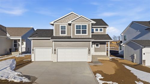 1476 S 91st St, West Des Moines, IA, 50266-5282 | Card Image