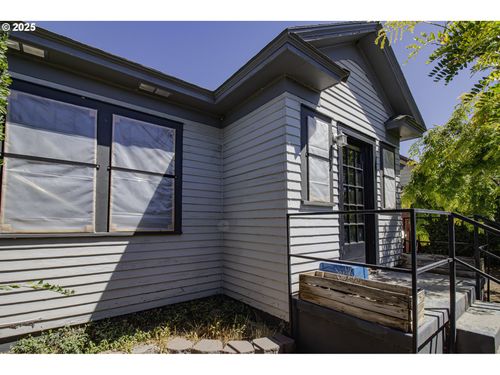 161 Se 5th Ave, Ontario, OR, 97914-3660 | Card Image