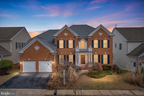 102 Deep Trail Ln, ROCKVILLE, MD, 20850-7754 | Card Image
