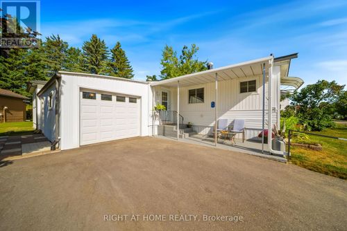 66 Cameron Drive, Oro-Medonte (Hawkestone), ON, L0L1T0 | Card Image