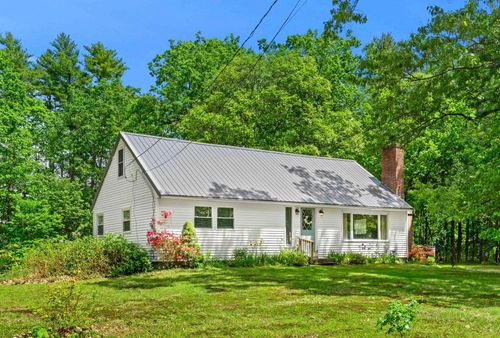 52 Pinkham Rd, Lee, NH, 03861-6706 | Card Image
