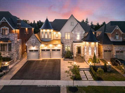 56 Taurus Cres, East Gwillimbury, ON, L9N0P9 | Card Image