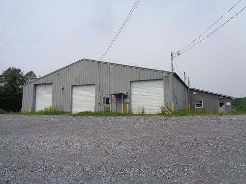 1857 Woodland Avenue Ext, Punxsutawney, PA, 15767-2833 | Card Image
