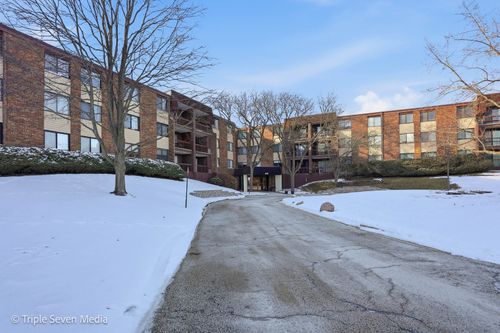 unit-1g-440 Raintree Ct, Glen Ellyn, IL, 60137-6748 | Card Image