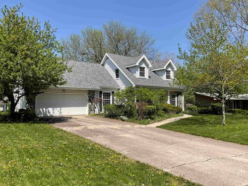 3715 Marigold Dr, Fort Wayne, IN, 46815-5921 | Card Image