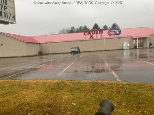 1506 Elizabeth Pike, Mineral Wells, WV, 26150-8413 | Card Image