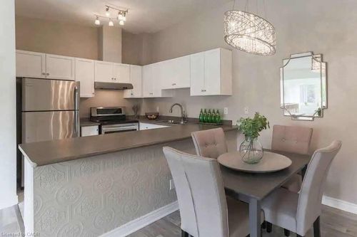 1005-4140 Foxwood Dr, Burlington, ON, L7M4R4 | Card Image