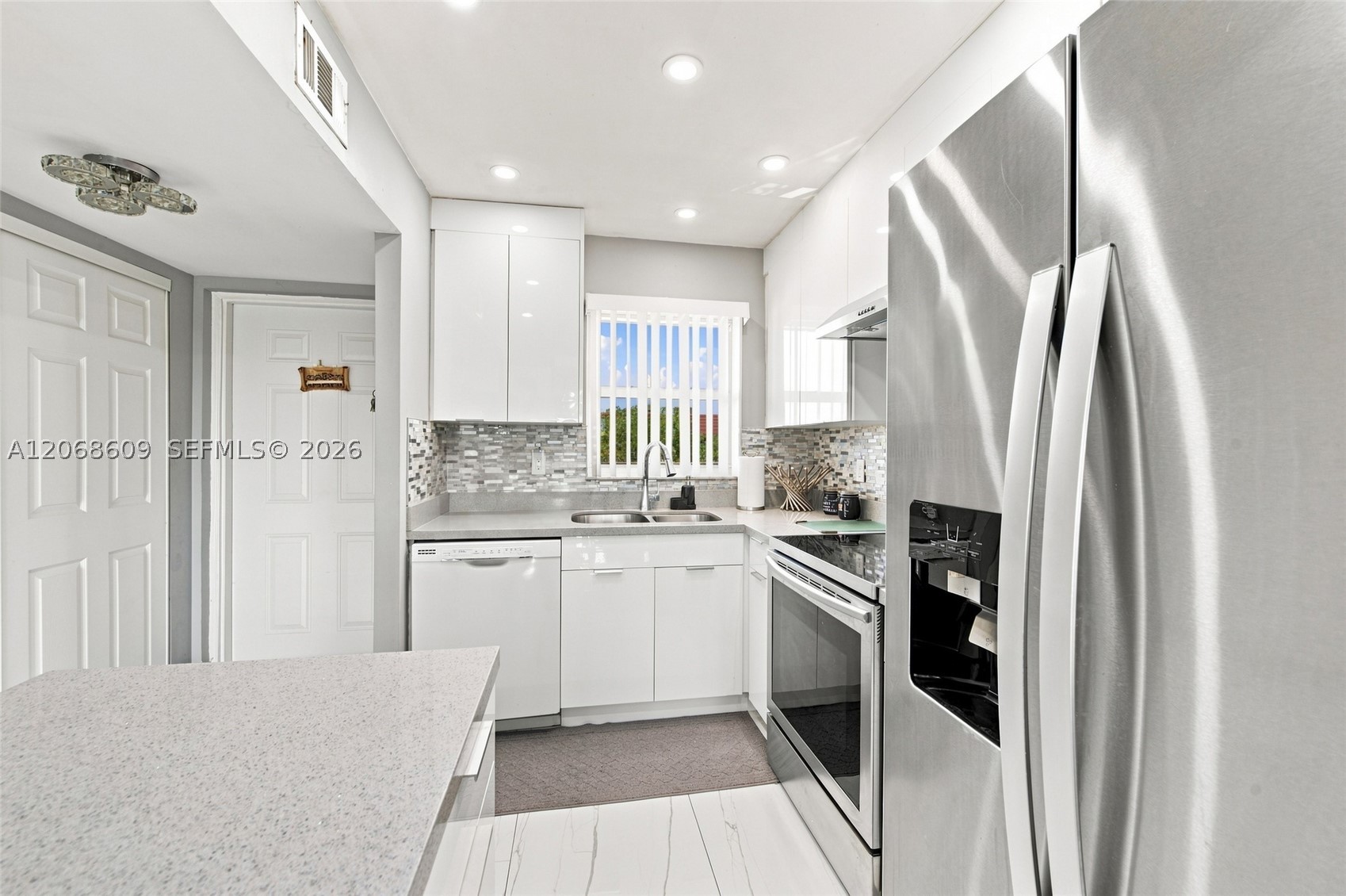 Residential in Sunrise 3
