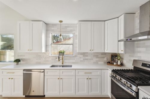 3012 Monument Dr, Round Rock, TX, 78681-3829 | Card Image