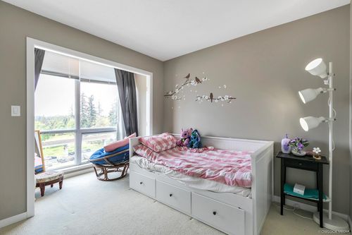 910-13618 100 Avenue, Surrey, BC, V3T0A8 | Card Image