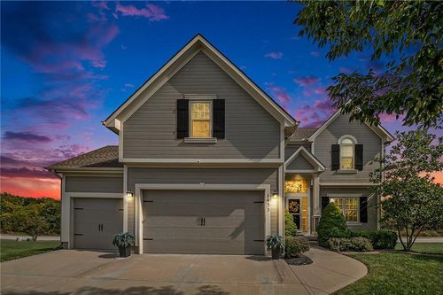 1435 Sumac Cir, Liberty, MO, 64068-7779 | Card Image