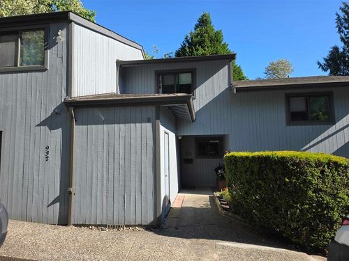 930 Blackstock Rd, Port Moody, BC, V3H3S1 | Card Image